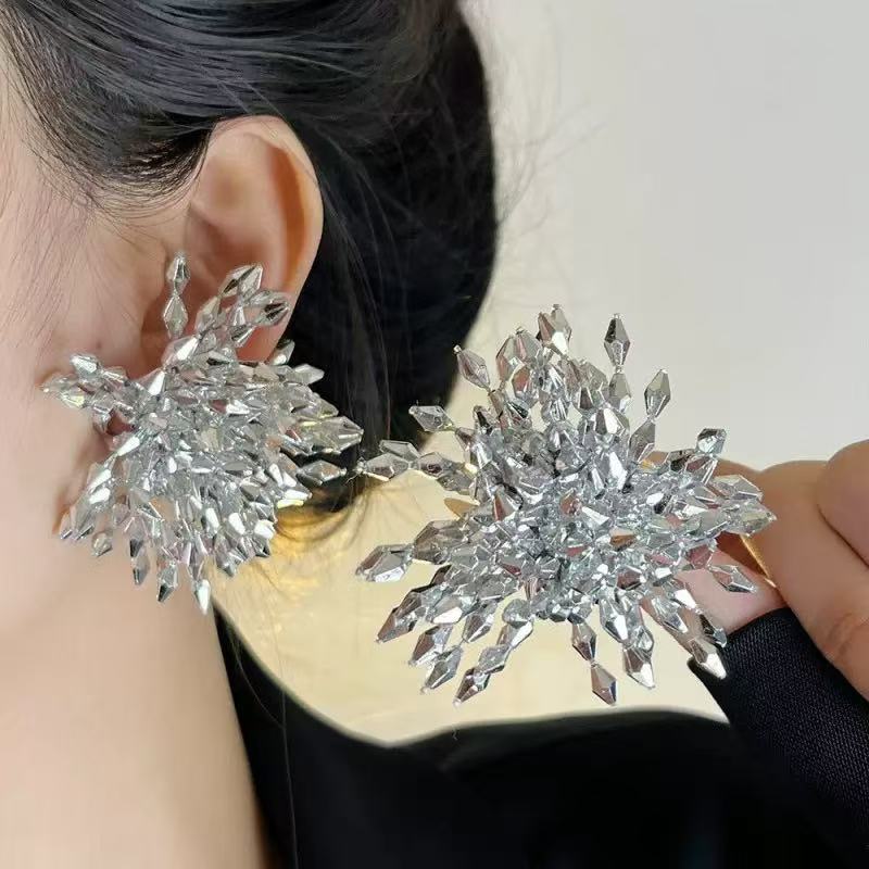 ต่างหูโลหะรูปดอกไม้ประดับพู่ห้ - Women Accessories In Amazon บทวิจารณ์และราคา