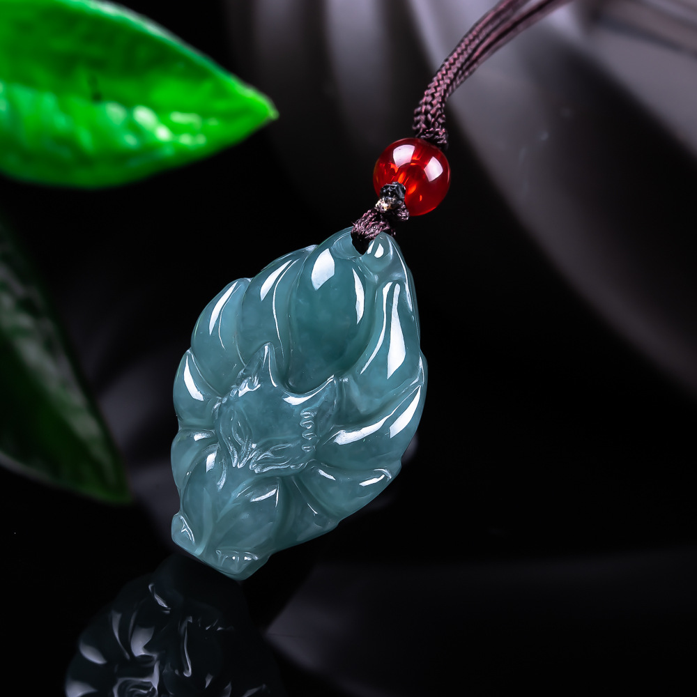 หยกพม่าธรรมชาติจี้รูปสุนัขจิ้ง - Women Accessories Jewelry บทวิจารณ์และราคา